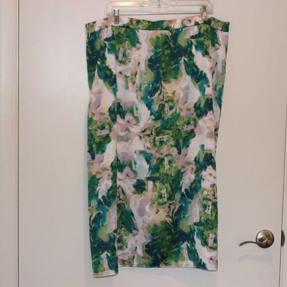 NEW Halogen Multicolor Floral Midi Skirts Women's Size 1X - Picture 6 of 9